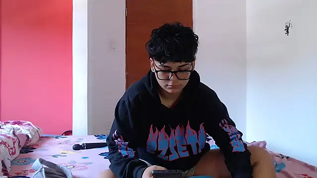 Snapshot of SHARLOTTE_MORGAN chatting on February 1, 2025, 4:22 pm SHARLOTTE MORGAN online show from February 1, 2025, 4:22 pm