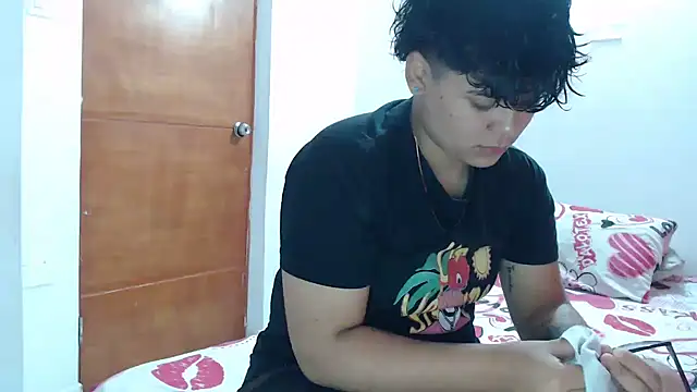 Snapshot of SHARLOTTE_MORGAN chatting on February 7, 2025, 4:59 am SHARLOTTE MORGAN online show from February 7, 2025, 4:59 am