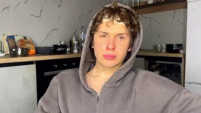 Snapshot of alyx_garden chatting on February 26, 2026, 7:13 pm alyx garden online show from February 26, 2026, 7:13 pm