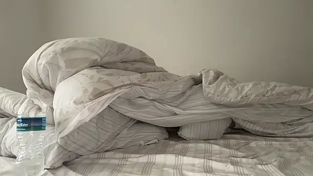 shandiloveslemonss online show from March 19, 2025, 4:45 pm