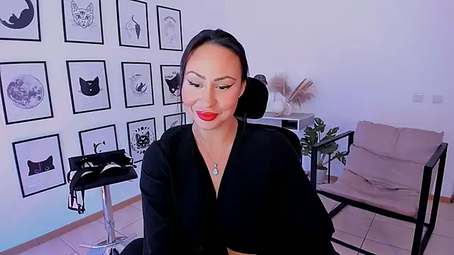 Snapshot of CassiooPeia chatting on December 7, 2024, 7:27 am CassiooPeia online show from December 7, 2024, 7:27 am