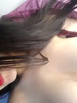 Jinaas online show from April 7, 2026, 1:17 am