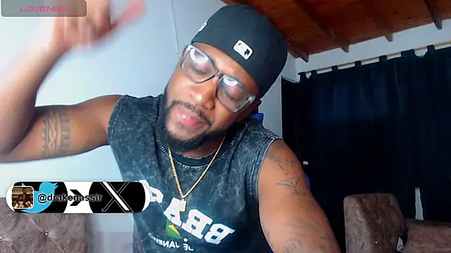Snapshot of Drake_Nassir4 chatting on July 11, 2026, 7:22 am Drake Nassir4 online show from July 11, 2026, 7:22 am