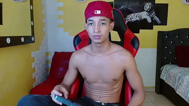 jose sexycumm online show from September 27, 2025, 4:45 pm