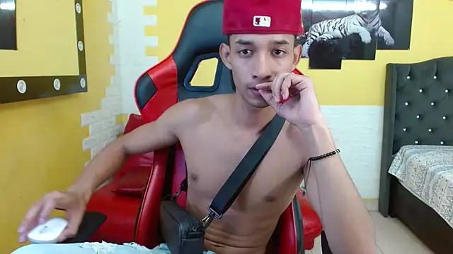 jose sexycumm online show from September 30, 2025, 7:08 pm