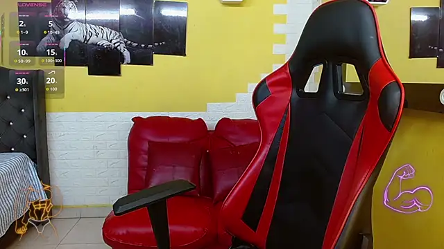 jose sexycumm online show from December 21, 2025, 4:47 pm