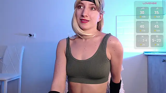 Eva Hailey  online show from January 28, 2025, 8:04 am