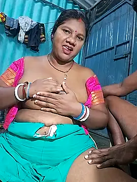 Snapshot of pujavinod chatting on February 9, 2025, 6:05 pm pujavinod online show from February 9, 2025, 6:05 pm