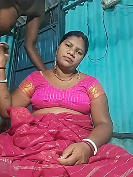 Snapshot of pujavinod chatting on February 15, 2025, 4:34 pm pujavinod online show from February 15, 2025, 4:34 pm