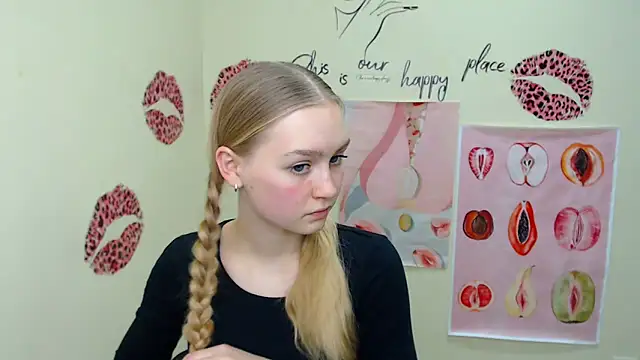 MademoiselleCl online show from December 16, 2024, 1:43 pm