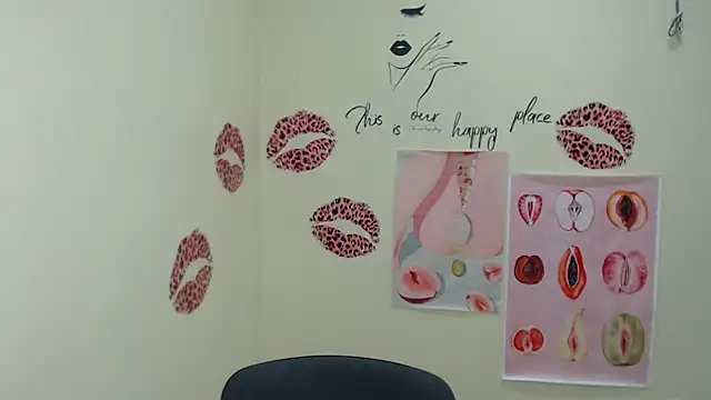 MademoiselleCl online show from January 19, 2025, 7:04 am