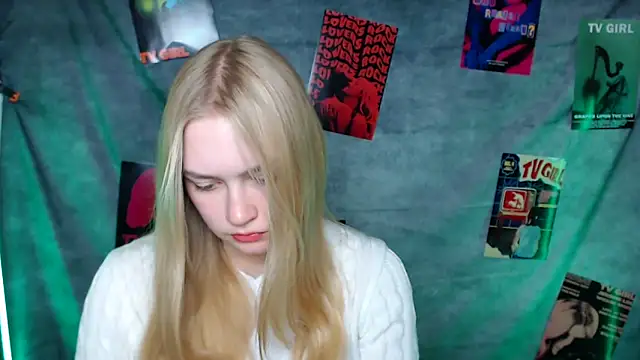 MademoiselleCl online show from November 5, 2025, 1:22 pm