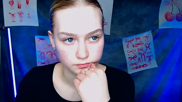 Snapshot of MademoiselleCl chatting on February 25, 2026, 1:32 pm MademoiselleCl online show from February 25, 2026, 1:32 pm