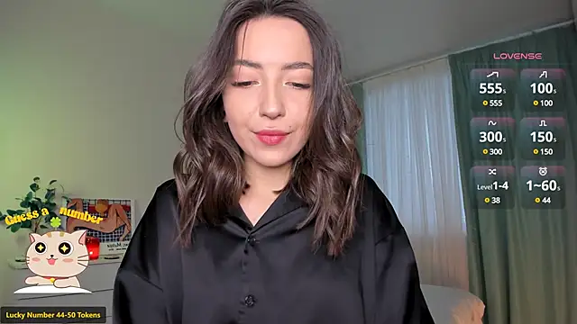 Snapshot of Oh_My_Dianee chatting on January 31, 2025, 8:01 am Oh My Dianee online show from January 31, 2025, 8:01 am