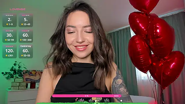 Snapshot of Oh_My_Dianee chatting on February 13, 2025, 7:56 am Oh My Dianee online show from February 13, 2025, 7:56 am