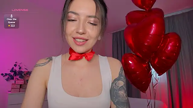 Snapshot of Oh_My_Dianee chatting on February 14, 2025, 10:28 am Oh My Dianee online show from February 14, 2025, 10:28 am