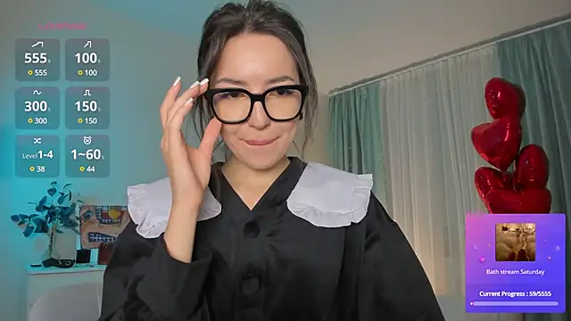 Snapshot of Oh_My_Dianee chatting on February 21, 2025, 7:45 am Oh My Dianee online show from February 21, 2025, 7:45 am
