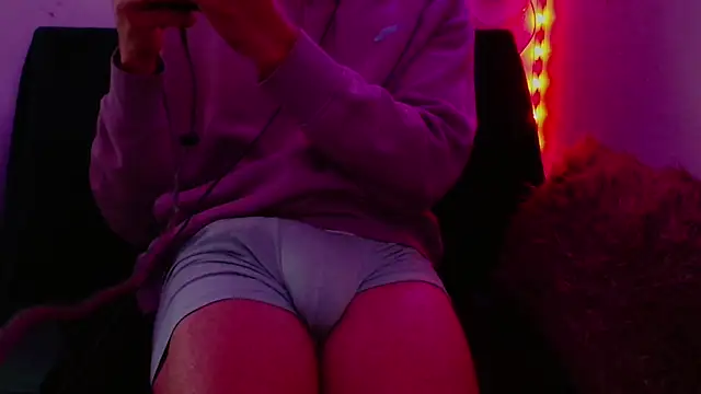 Snapshot of Vlad230323 chatting on November 22, 2025, 2:27 pm Vlad230323 online show from November 22, 2025, 2:27 pm