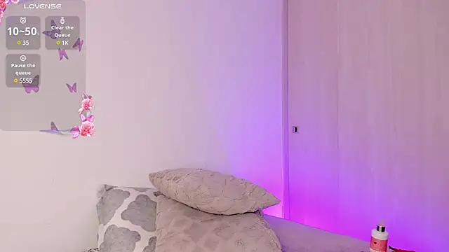 Nix Taylor online show from December 4, 2024, 11:13 pm