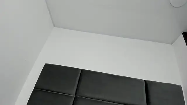 Lizz Luna online show from October 7, 2025, 2:36 pm