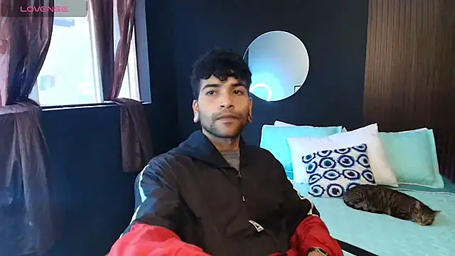 Snapshot of Aaron_Jassell1 chatting on November 7, 2025, 5:02 pm Aaron Jassell1 online show from November 7, 2025, 5:02 pm