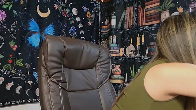 julietta   jackson online show from December 12, 2024, 4:43 pm