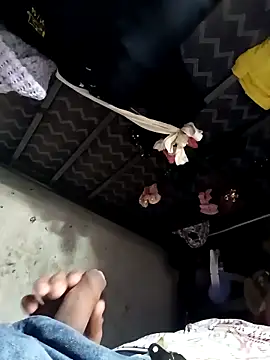 Snapshot of rayhot69 chatting on February 6, 2025, 5:30 pm rayhot69 online show from February 6, 2025, 5:30 pm