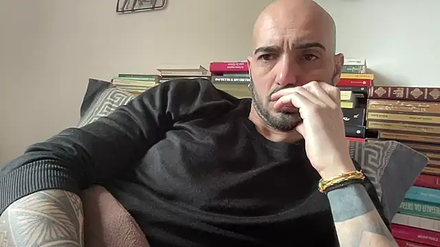 alessandromori91 online show from March 24, 2026, 3:17 pm