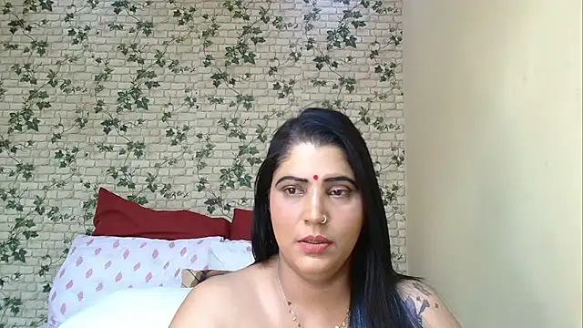 Snapshot of XIndianintimacy chatting on May 22, 2026, 7:52 pm XIndianintimacy online show from May 22, 2026, 7:52 pm