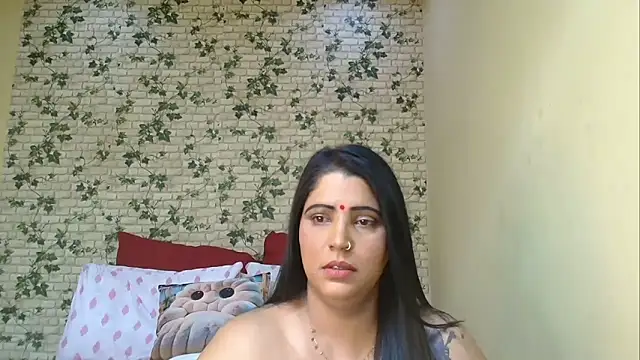 Snapshot of XIndianintimacy chatting on June 1, 2026, 9:38 pm XIndianintimacy online show from June 1, 2026, 9:38 pm