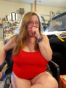 MsShelby40 online show from November 30, 2025, 8:13 pm