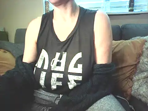 Snapshot of Big-Tits-McGee chatting on February 21, 2025, 7:10 pm Big-Tits-McGee online show from February 21, 2025, 7:10 pm
