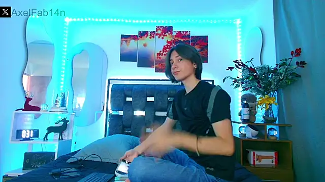 Alex and Fabian online show from January 10, 2025, 7:00 pm