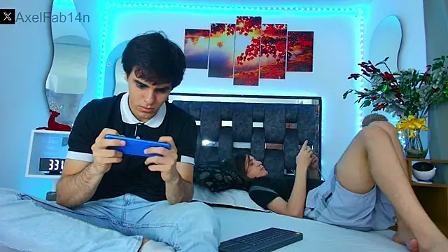 Alex and Fabian online show from January 15, 2025, 10:02 pm