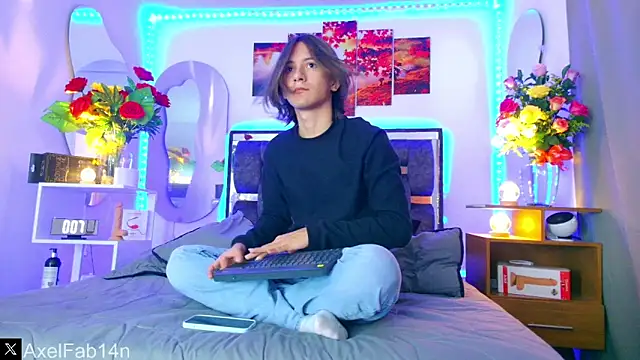 Alex and Fabian online show from February 15, 2025, 6:55 pm