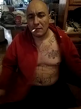 wilsons12 online show from December 17, 2025, 3:51 pm