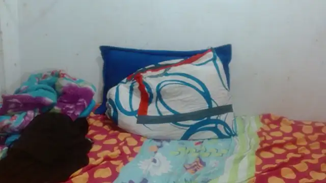 damian bottom bigcock online show from October 21, 2025, 4:08 pm