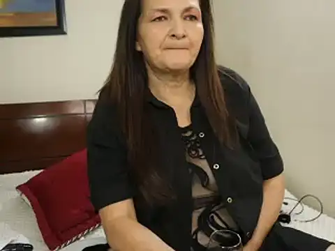 Snapshot of Bellaisa chatting on February 5, 2025, 2:40 am Bellaisa online show from February 5, 2025, 2:40 am