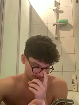 opss  xxx online show from January 16, 2025, 12:23 am