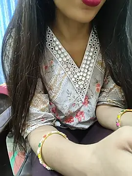 Snapshot of priya_sharma02 chatting on May 30, 2026, 6:21 am priya sharma02 online show from May 30, 2026, 6:21 am