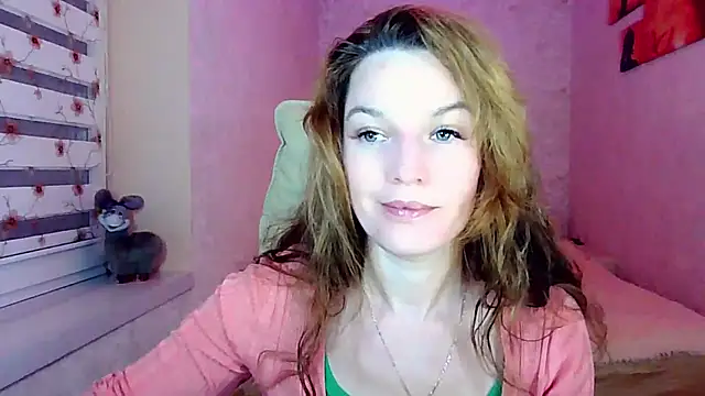 impossibleluna online show from September 29, 2025, 4:56 pm