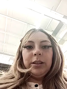 madelaine- online show from December 16, 2025, 6:35 pm