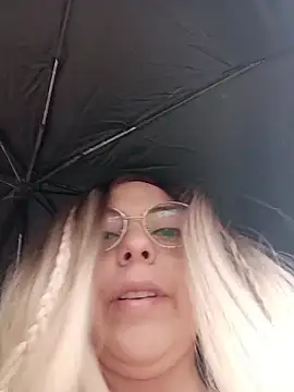 madelaine- online show from March 31, 2026, 8:42 pm