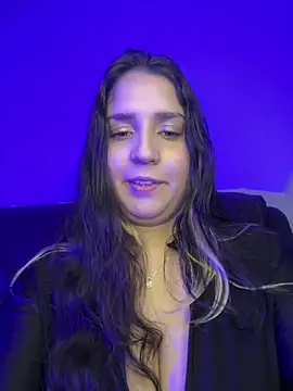 valentina jonnes1 online show from June 5, 2026, 4:19 am