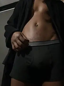 tugga28 online show from January 9, 2025, 8:33 pm