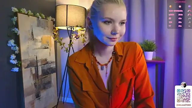 Snapshot of DaisyElmers chatting on February 3, 2025, 2:25 am DaisyElmers online show from February 3, 2025, 2:25 am