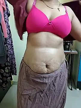 PayalSharmahot143 online show from May 7, 2026, 1:11 am