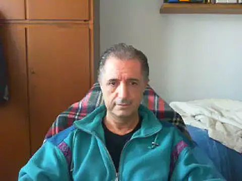 Snapshot of lliuk70mi chatting on November 25, 2025, 2:28 pm lliuk70mi online show from November 25, 2025, 2:28 pm
