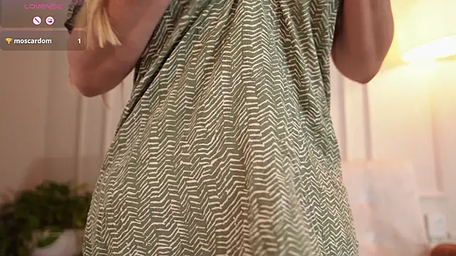 Tiffany Sims1 online show from February 12, 2026, 3:07 pm