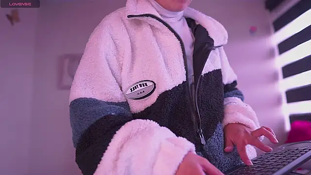 milly kenner online show from January 25, 2025, 6:35 pm